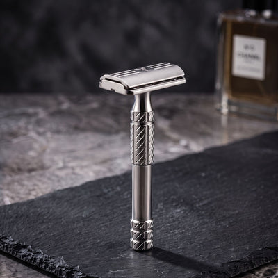 The APEX-Ti Elite Razor